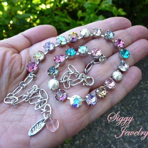 Swarovski Crystal and Pearls Colorful Necklace - Picture 7 of 8